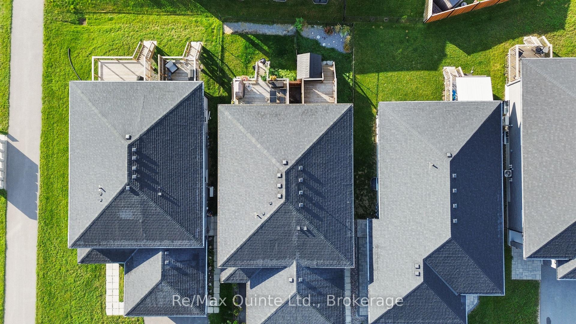 Photo 7 of Unit B, 103 Dewal Place, Belleville, Belleville Ward — HOMEH
