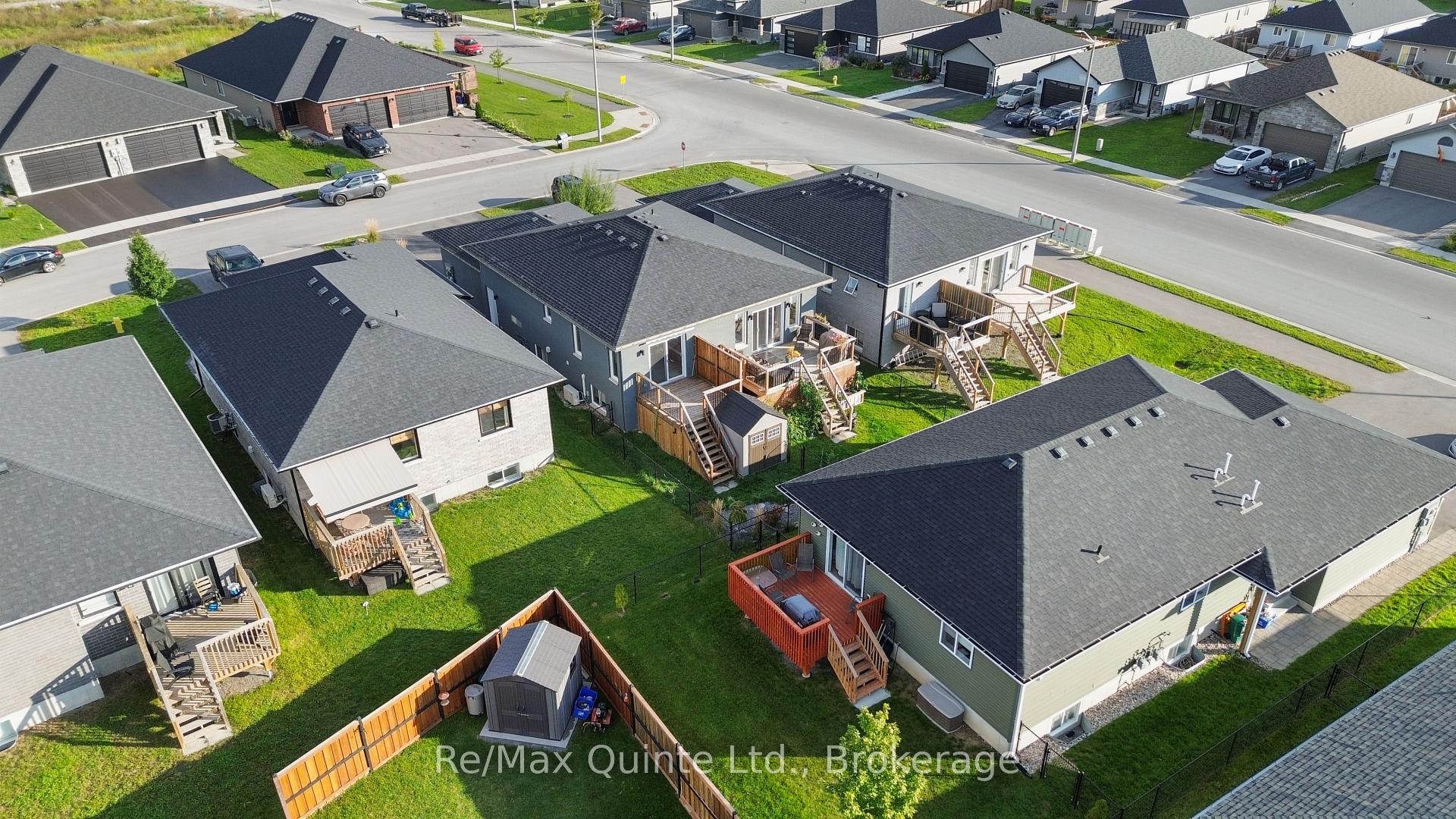 Photo 9 of Unit B, 103 Dewal Place, Belleville, Belleville Ward — HOMEH
