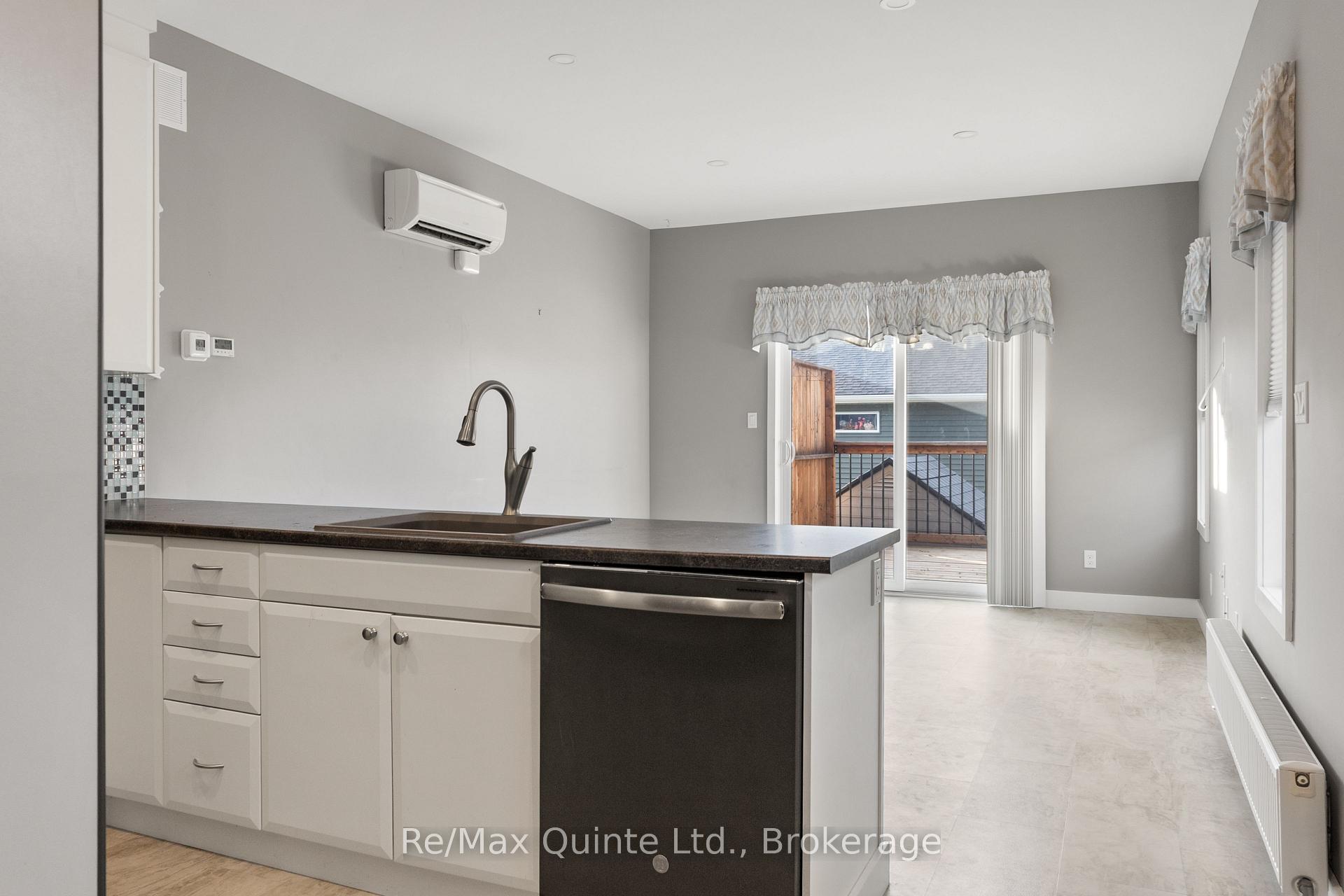 Photo 15 of Unit B, 103 Dewal Place, Belleville, Belleville Ward — HOMEH