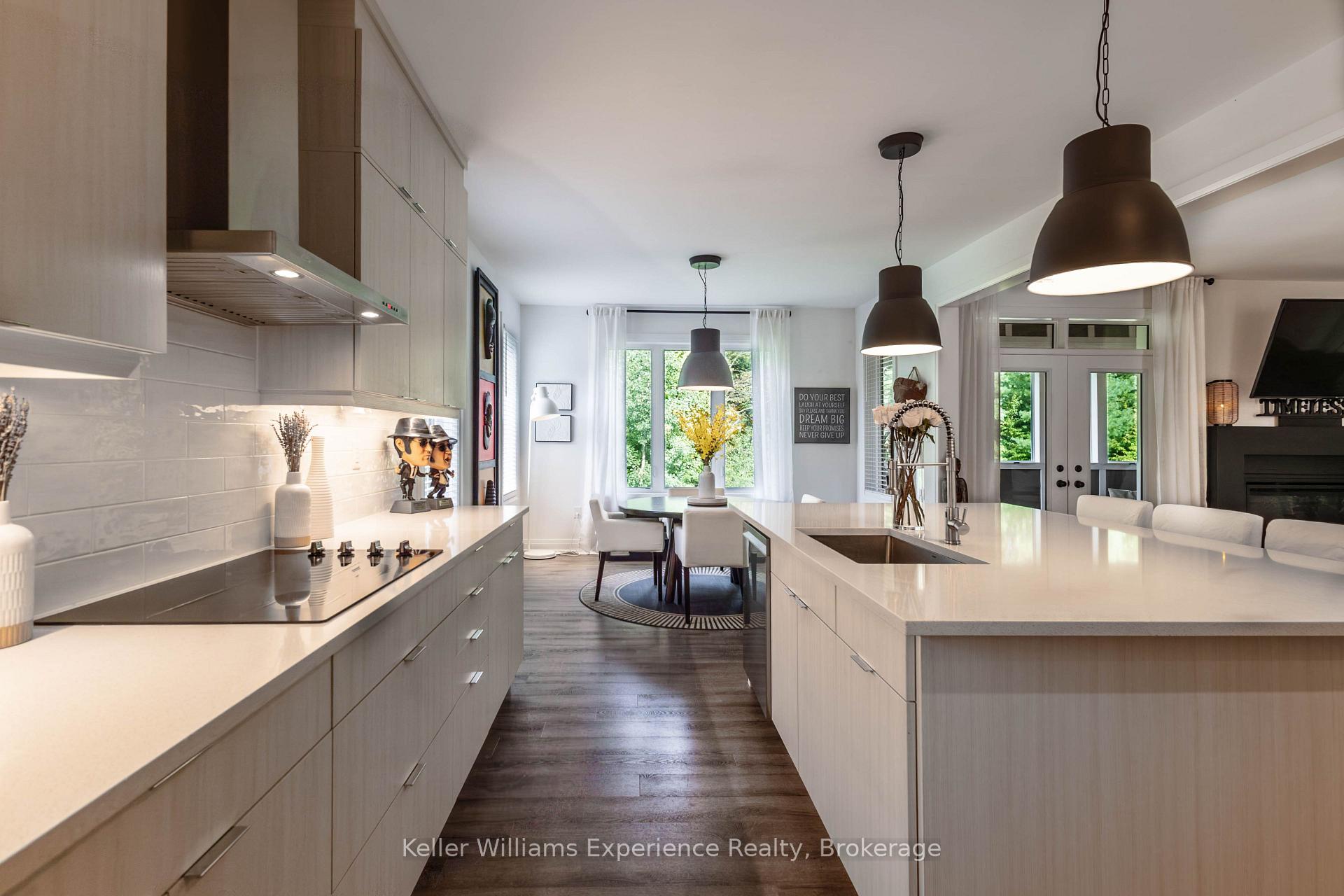 Photo 7 of 38 Dyer Crescent, Bracebridge, Macaulay — HOMEH