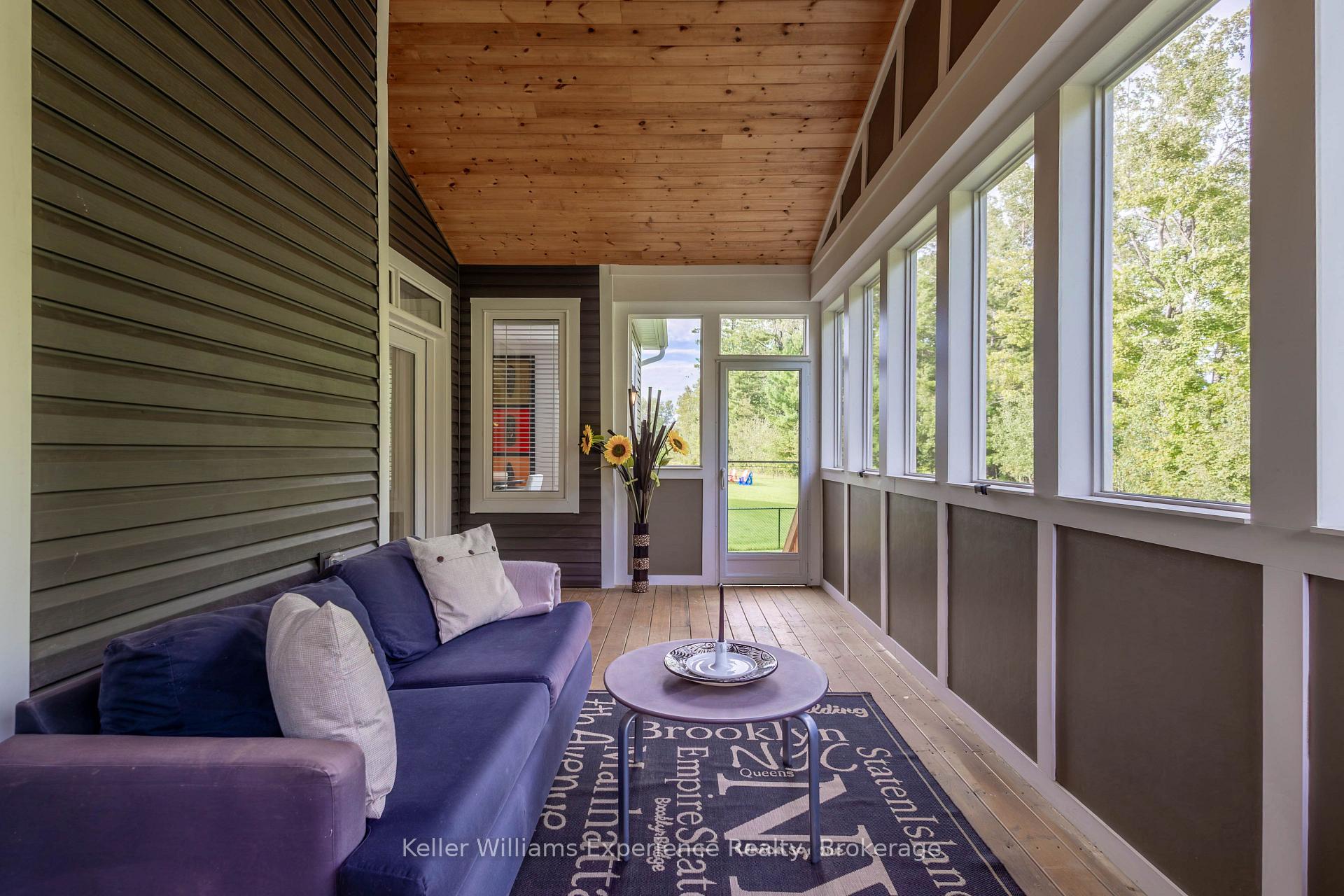 Photo 22 of 38 Dyer Crescent, Bracebridge, Macaulay — HOMEH