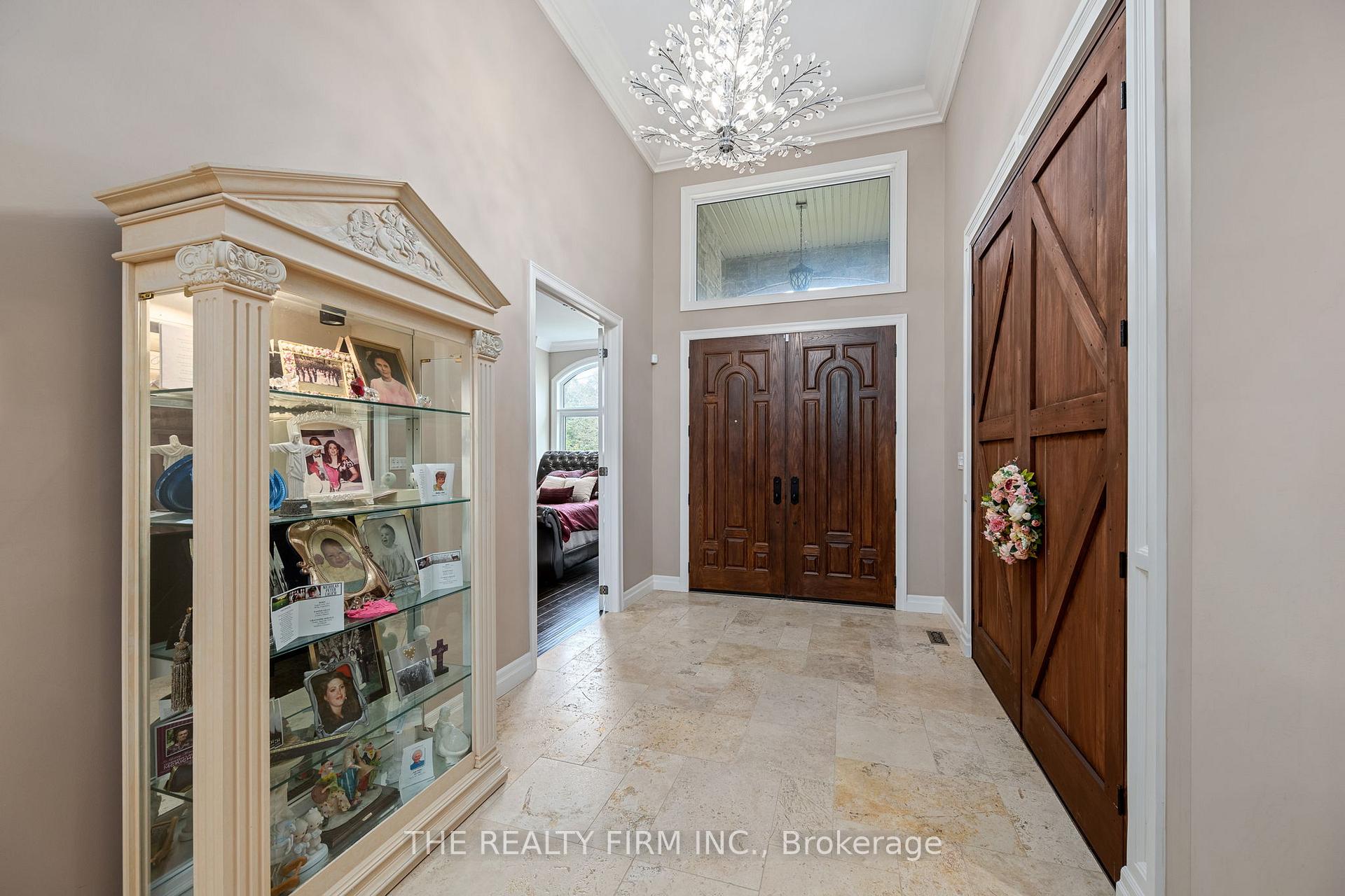 Photo 3 of 2676 Forest Meadow Drive, Strathroy-Caradoc, Mount Brydges — HOMEH
