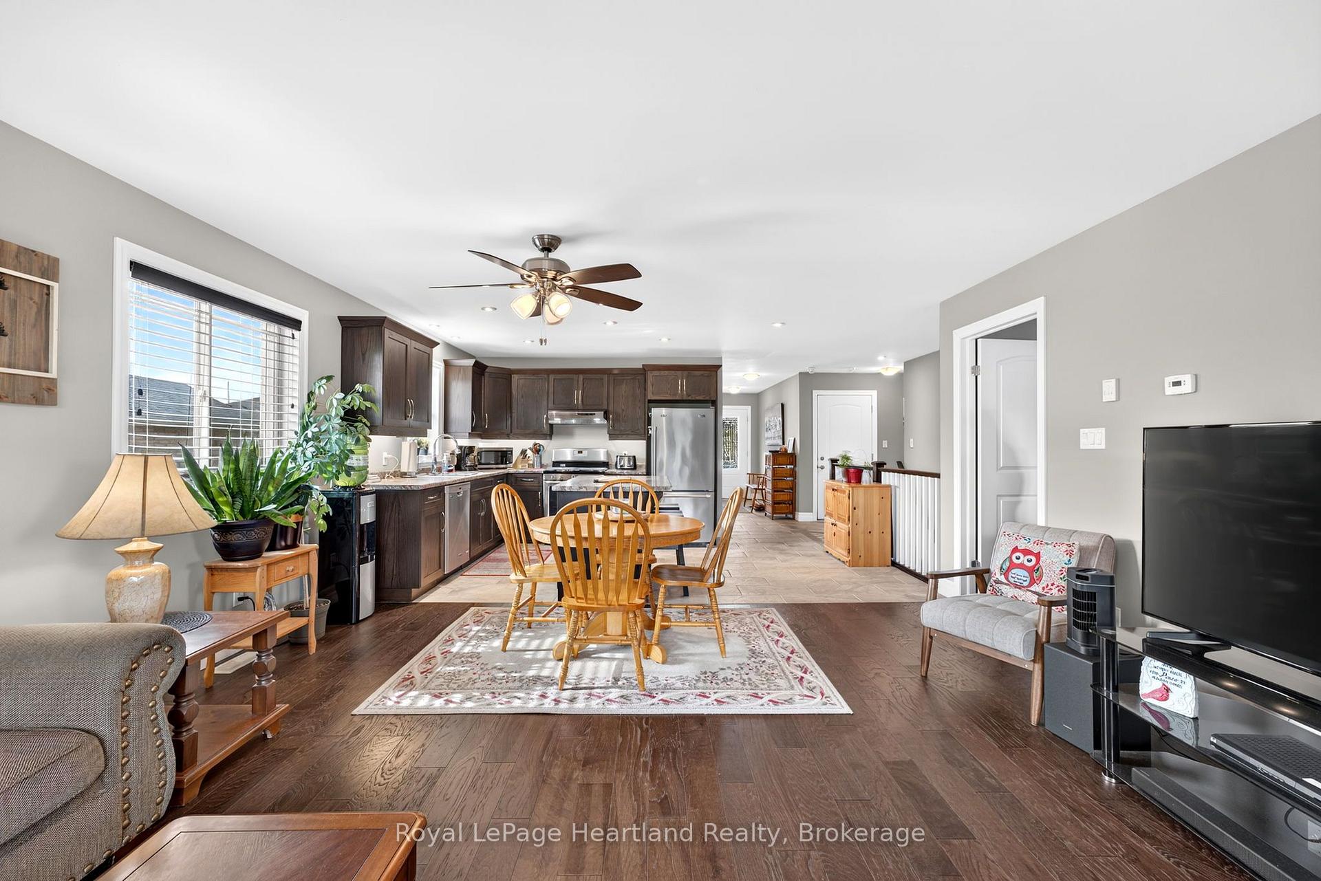 Photo 15 of 17 Clayton Street, West Perth, Mitchell — HOMEH
