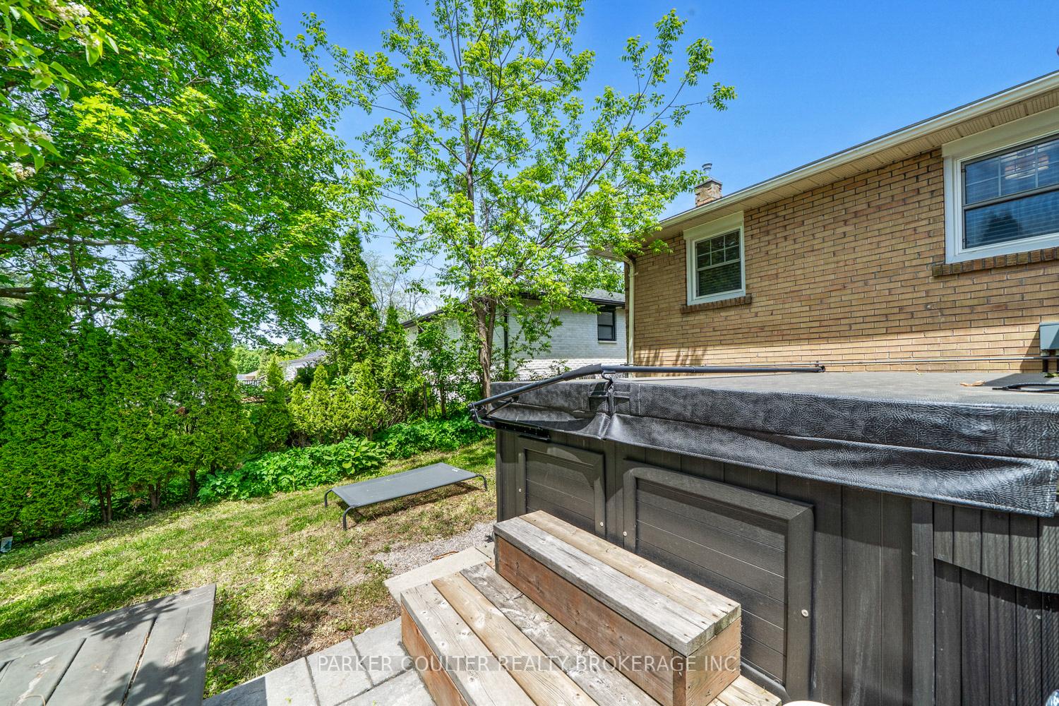 Photo 33 of 7 Oakley Park Square, Barrie, Wellington — HOMEH