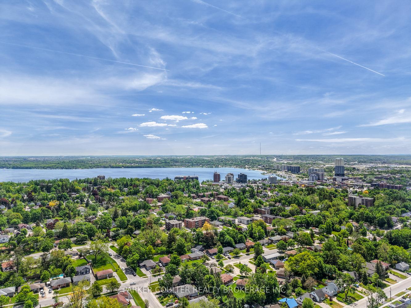 Photo 42 of 7 Oakley Park Square, Barrie, Wellington — HOMEH