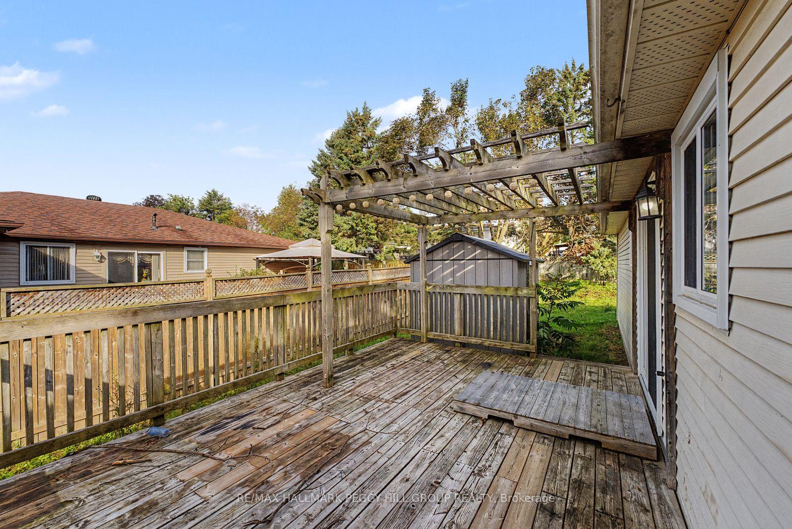Photo 18 of 6 Argyle Road, Barrie, Sunnidale — HOMEH