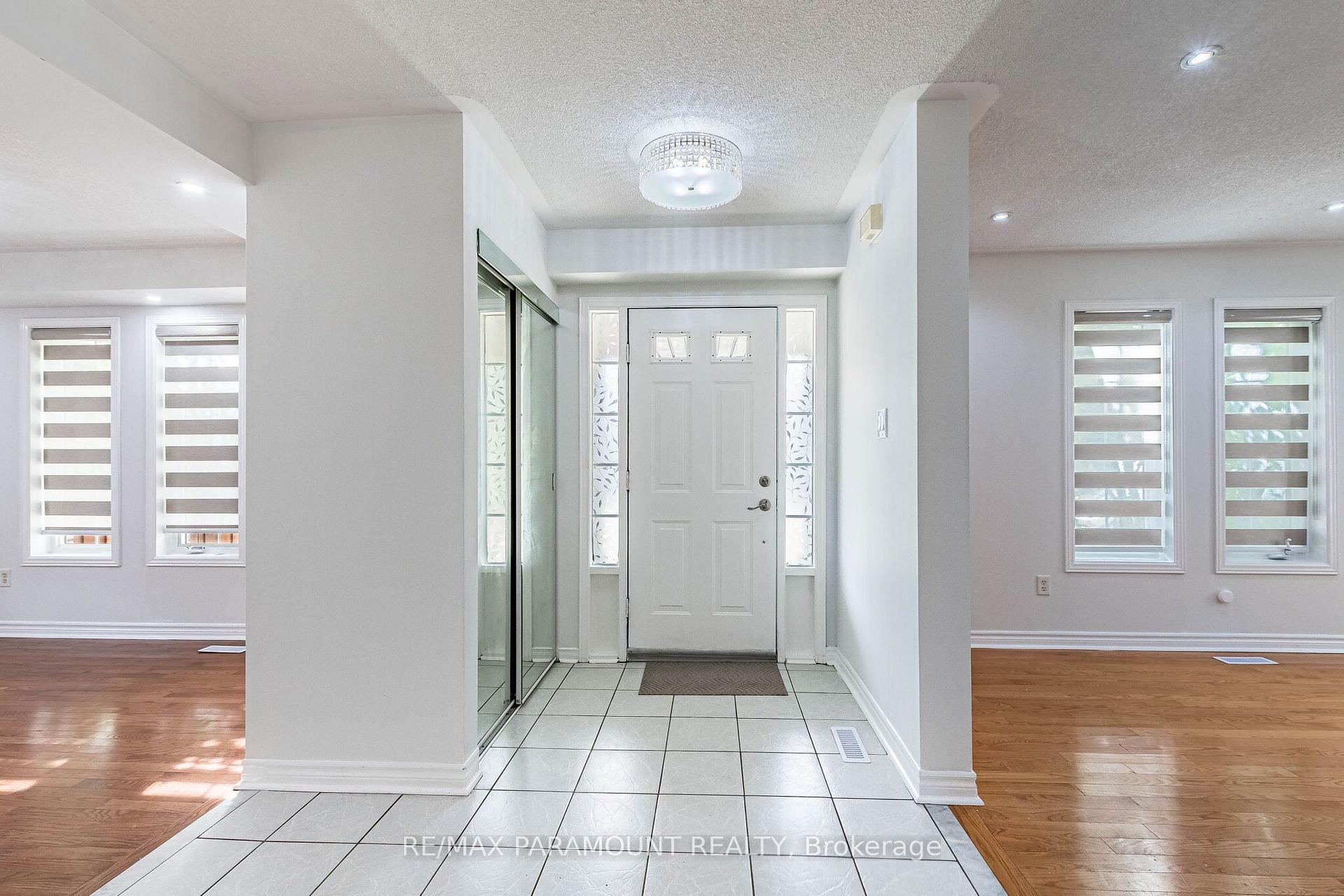 Photo 7 of 22 Checkerberry Crescent, Brampton, Sandringham-Wellington — HOMEH