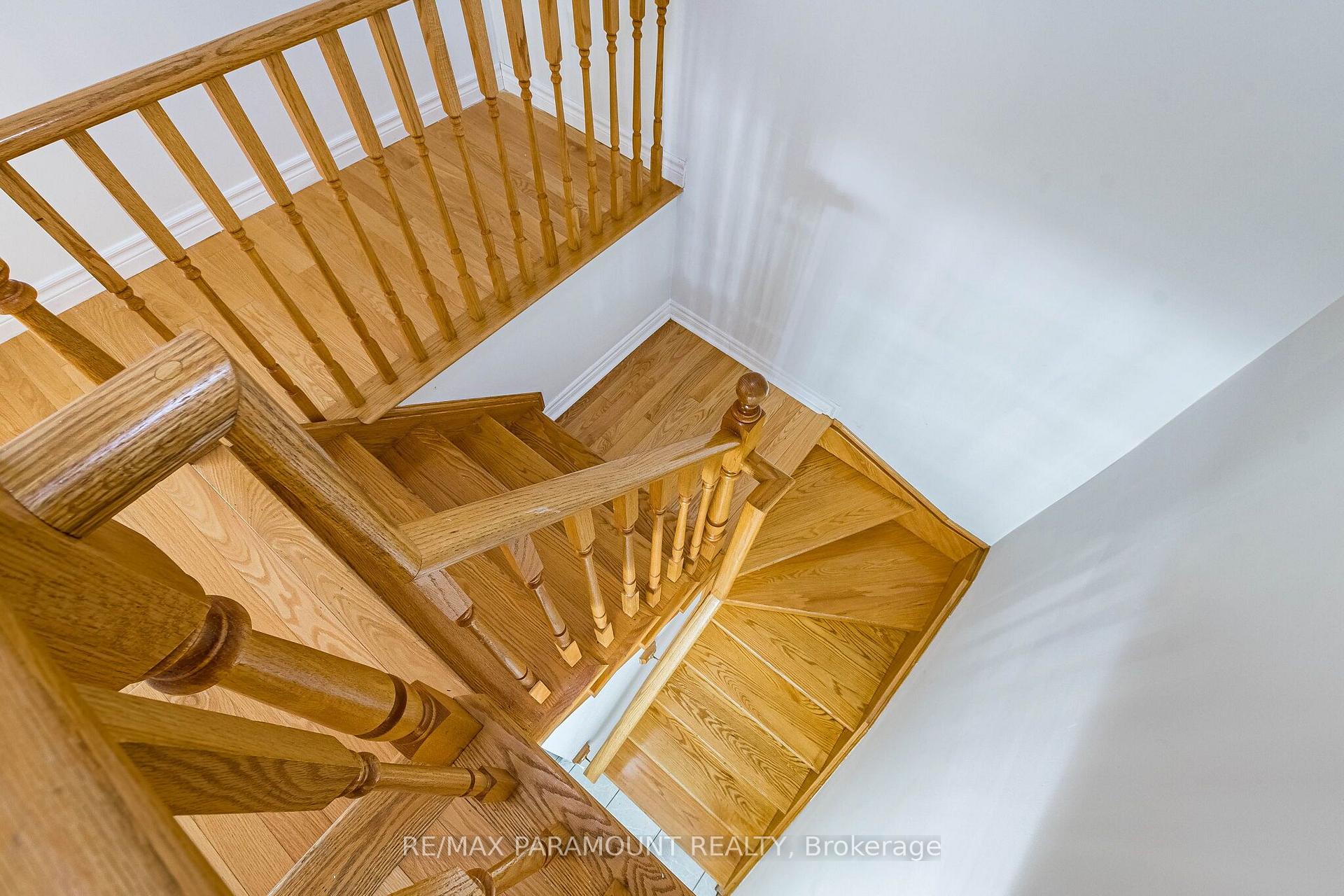 Photo 19 of 22 Checkerberry Crescent, Brampton, Sandringham-Wellington — HOMEH