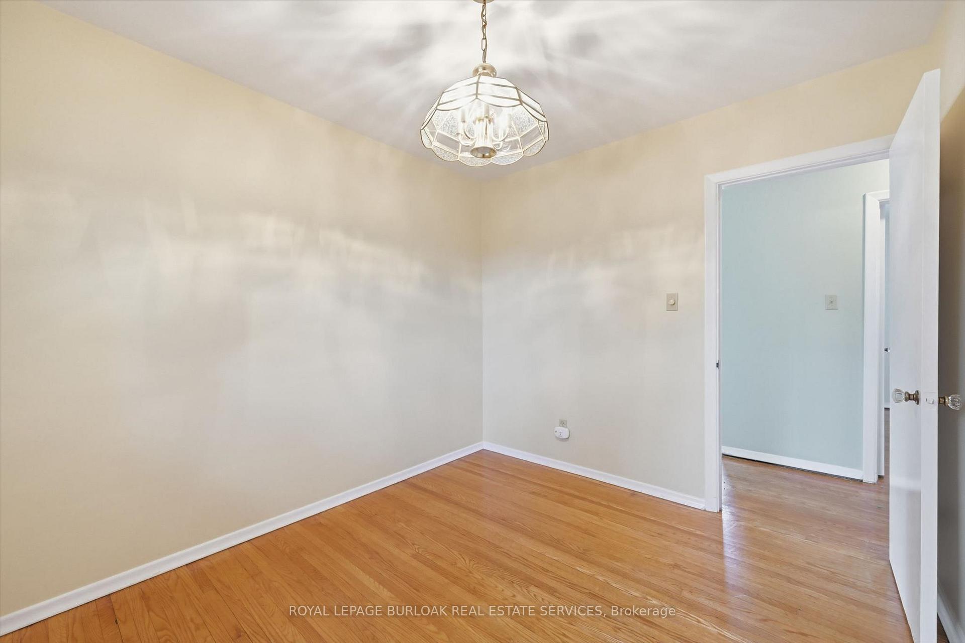 Photo 14 of 185 Euston Road, Burlington, Appleby — HOMEH