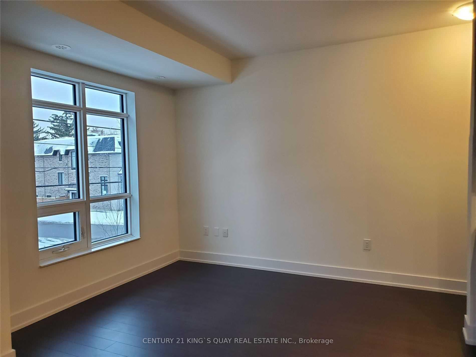 Photo 9 of Unit 16, 52 Holmes Avenue, North York, Willowdale East — HOMEH