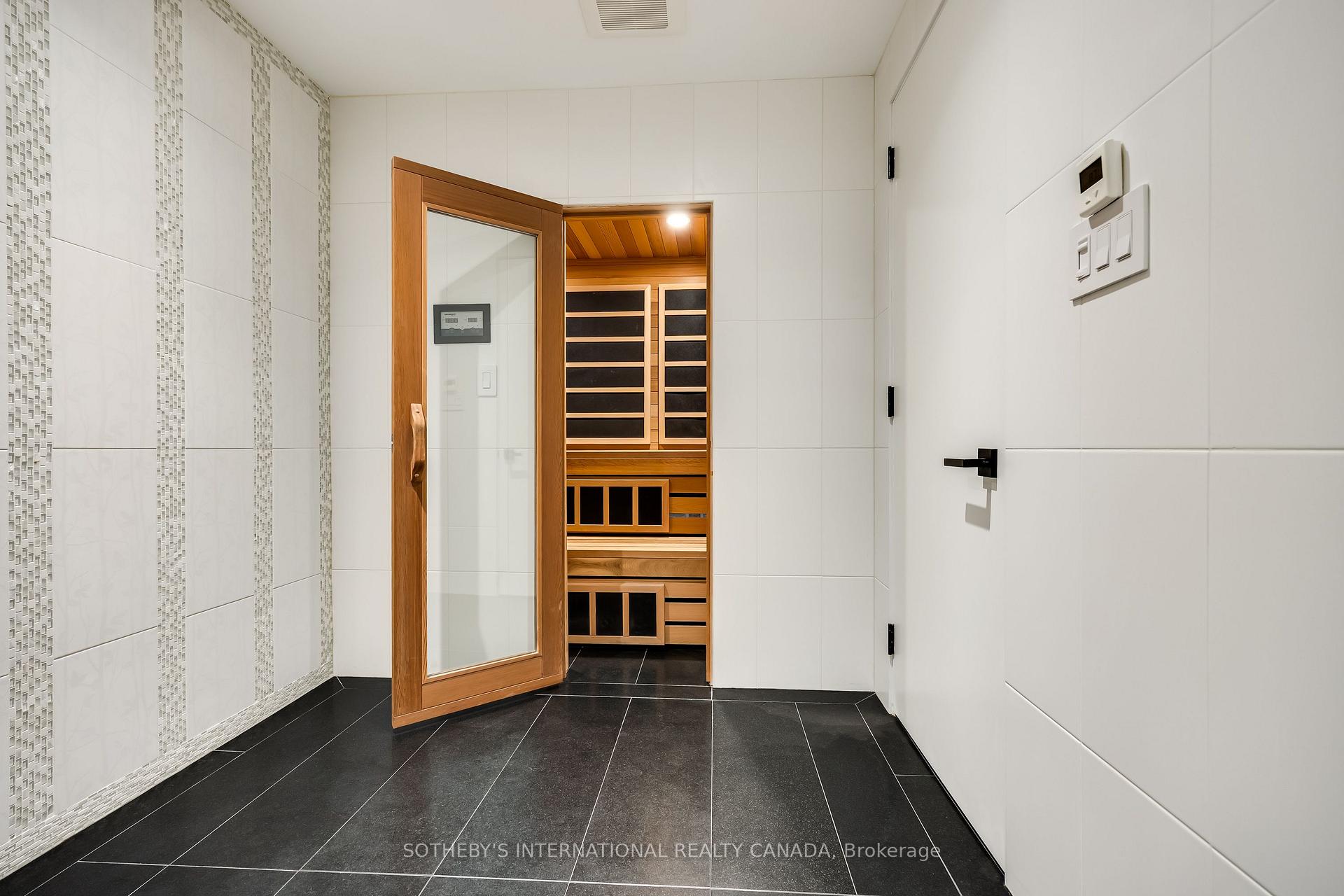 Photo 24 of 27 Bannockburn Avenue, Toronto, Bedford Park-Nortown — HOMEH
