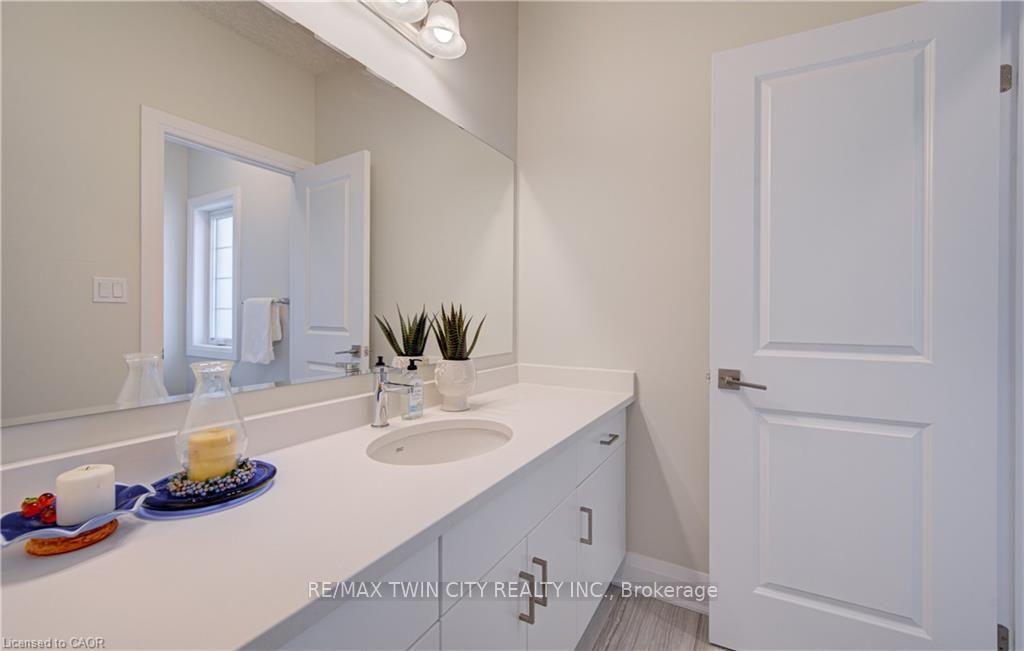 Photo 30 of 719 Wood Lily Street, Waterloo, Columbia Forest/Clair Hills — HOMEH