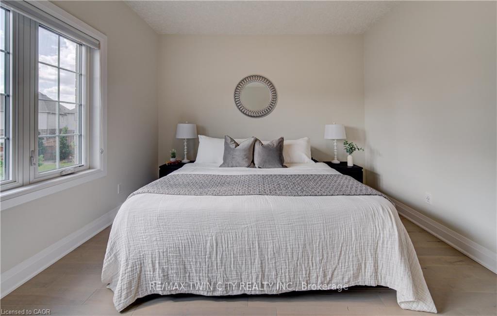 Photo 36 of 719 Wood Lily Street, Waterloo, Columbia Forest/Clair Hills — HOMEH