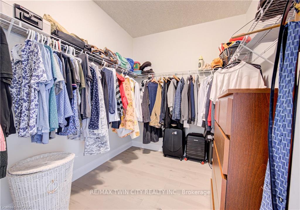 Photo 37 of 719 Wood Lily Street, Waterloo, Columbia Forest/Clair Hills — HOMEH