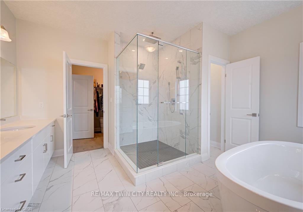 Photo 38 of 719 Wood Lily Street, Waterloo, Columbia Forest/Clair Hills — HOMEH