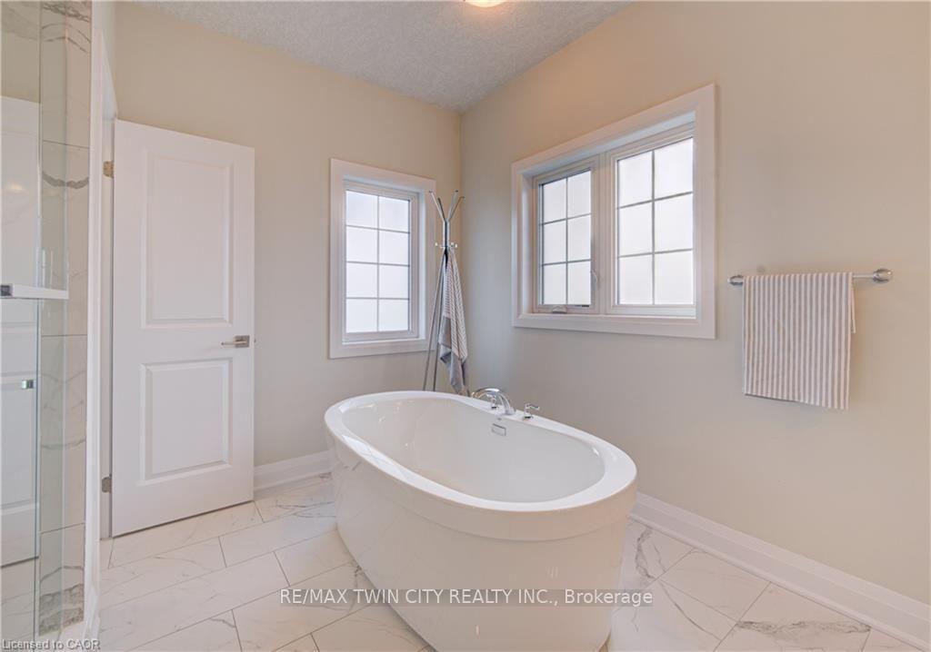 Photo 40 of 719 Wood Lily Street, Waterloo, Columbia Forest/Clair Hills — HOMEH