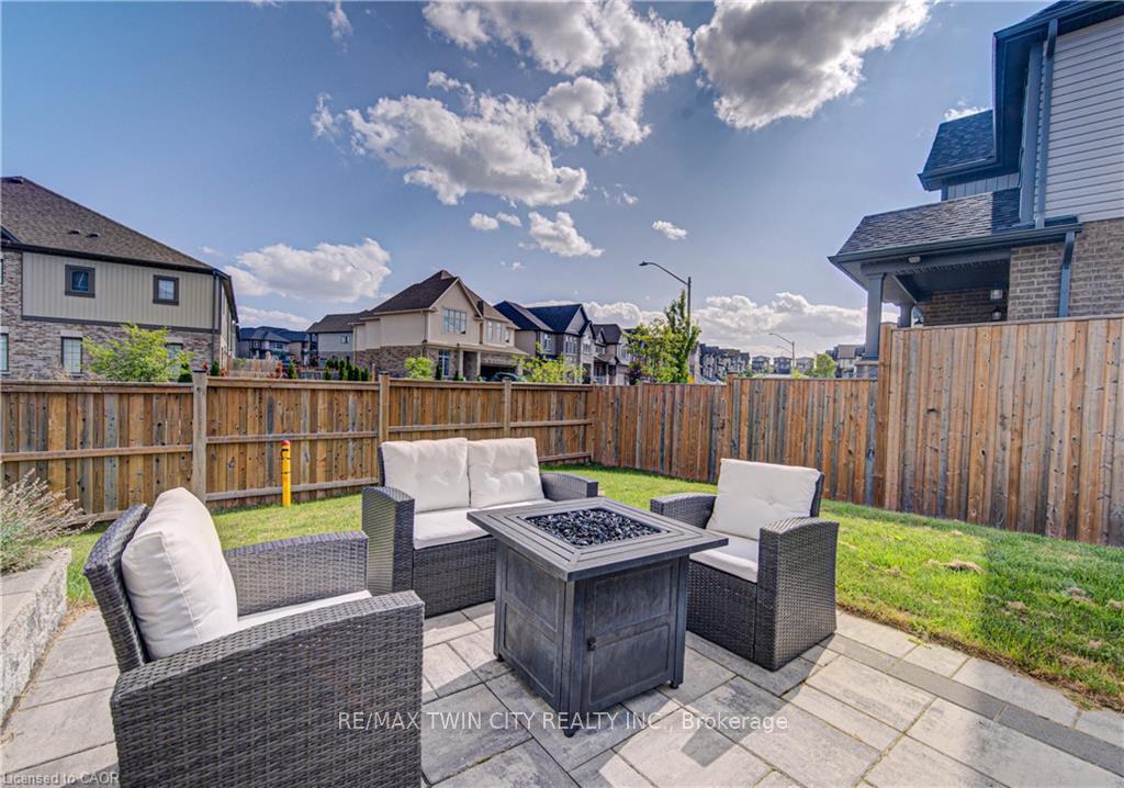 Photo 43 of 719 Wood Lily Street, Waterloo, Columbia Forest/Clair Hills — HOMEH