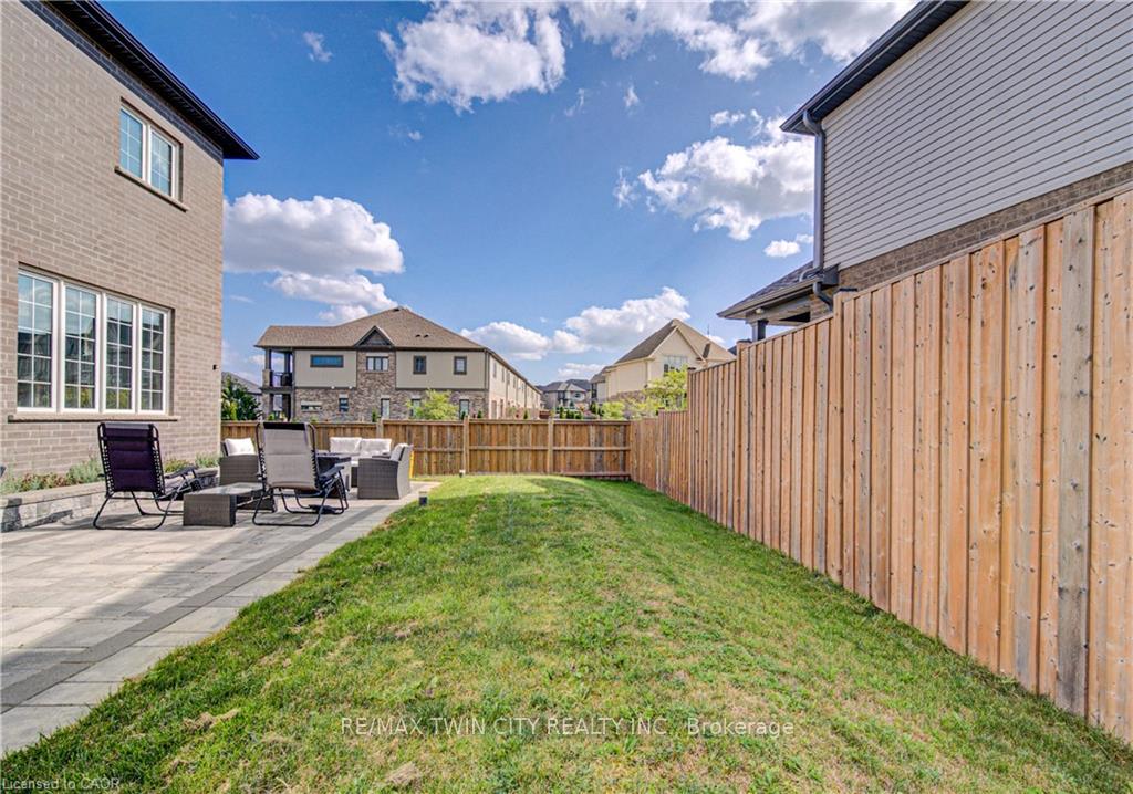 Photo 44 of 719 Wood Lily Street, Waterloo, Columbia Forest/Clair Hills — HOMEH