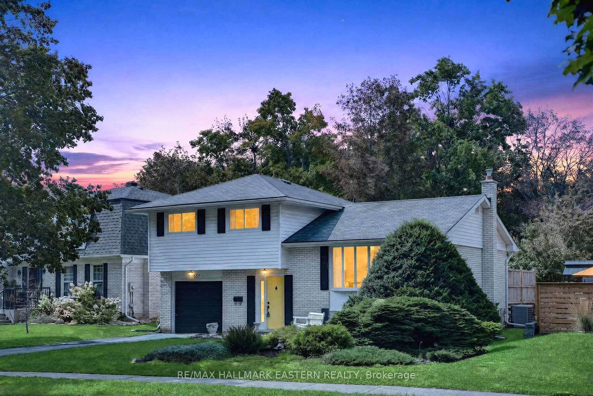 Front of 1337 Franklin Drive W