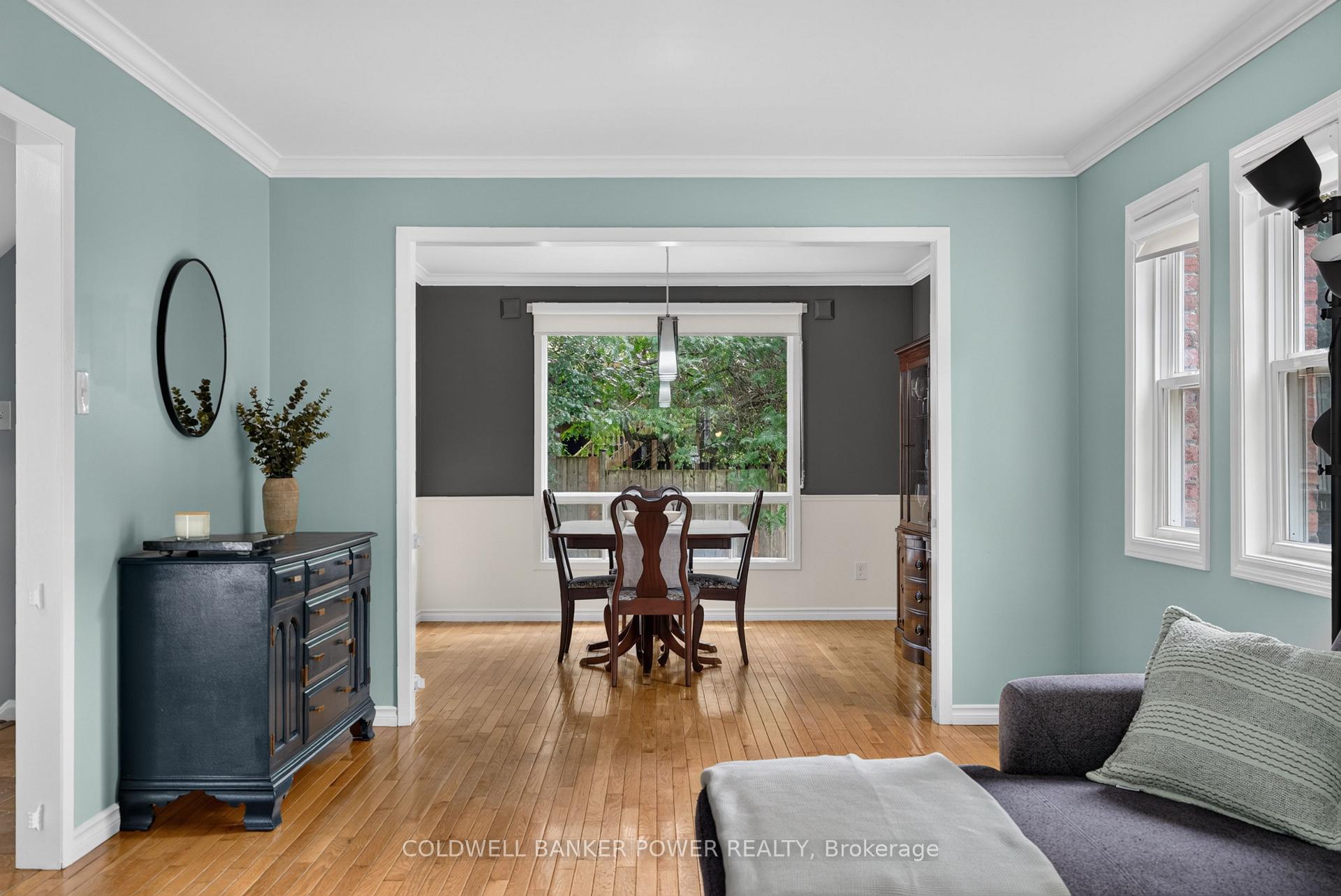 Photo 13 of 34 Comox Court, London, South K — HOMEH