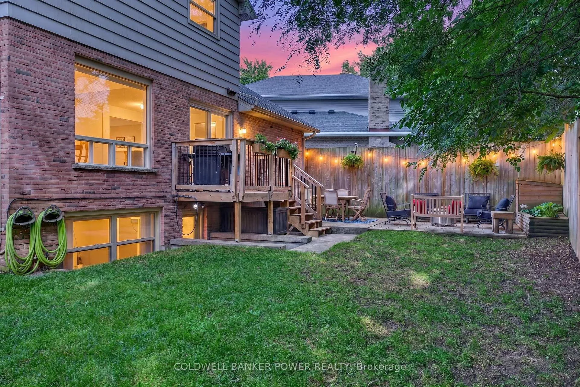 Photo 49 of 34 Comox Court, London, South K — HOMEH