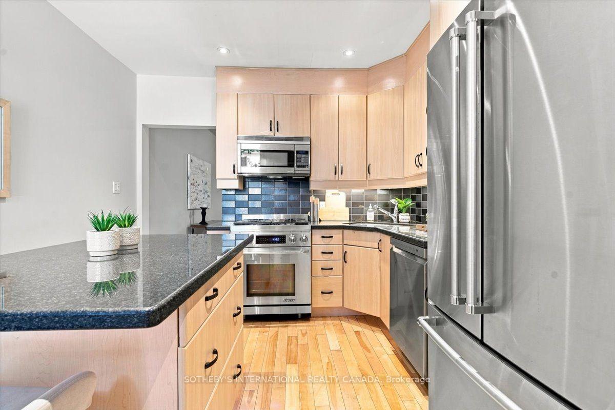 Photo 13 of 334 Albany Avenue, Toronto, Casa Loma — HOMEH
