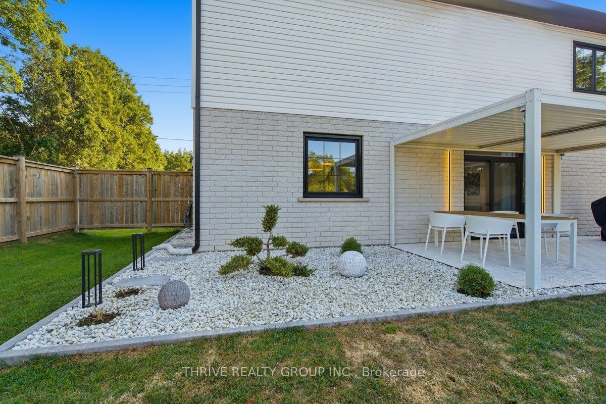Photo 42 of 18 McNab Street, Strathroy-Caradoc, SE — HOMEH