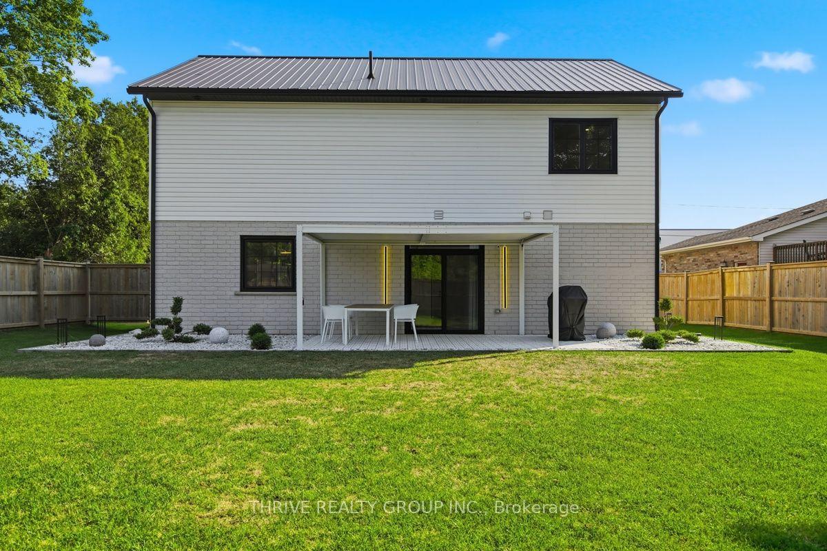 Photo 43 of 18 McNab Street, Strathroy-Caradoc, SE — HOMEH