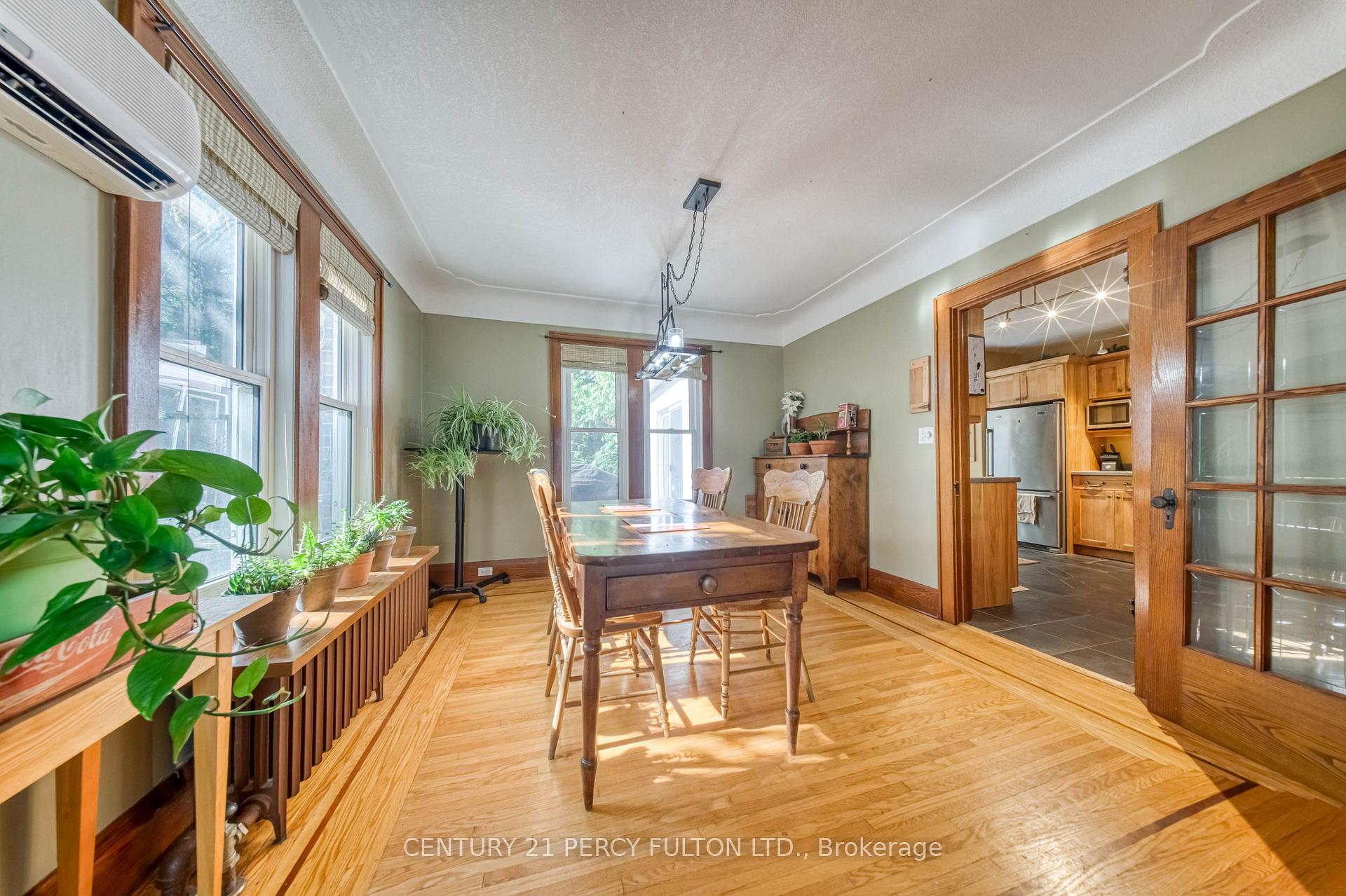 Photo 7 of 1853 Governors Road, Hamilton, Rural Ancaster — HOMEH