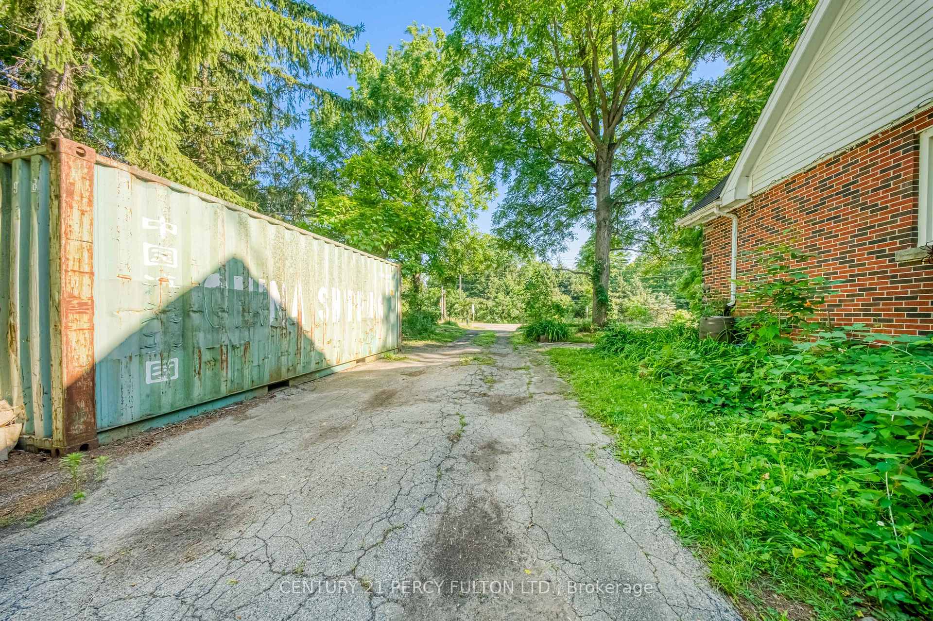 Photo 32 of 1853 Governors Road, Hamilton, Rural Ancaster — HOMEH