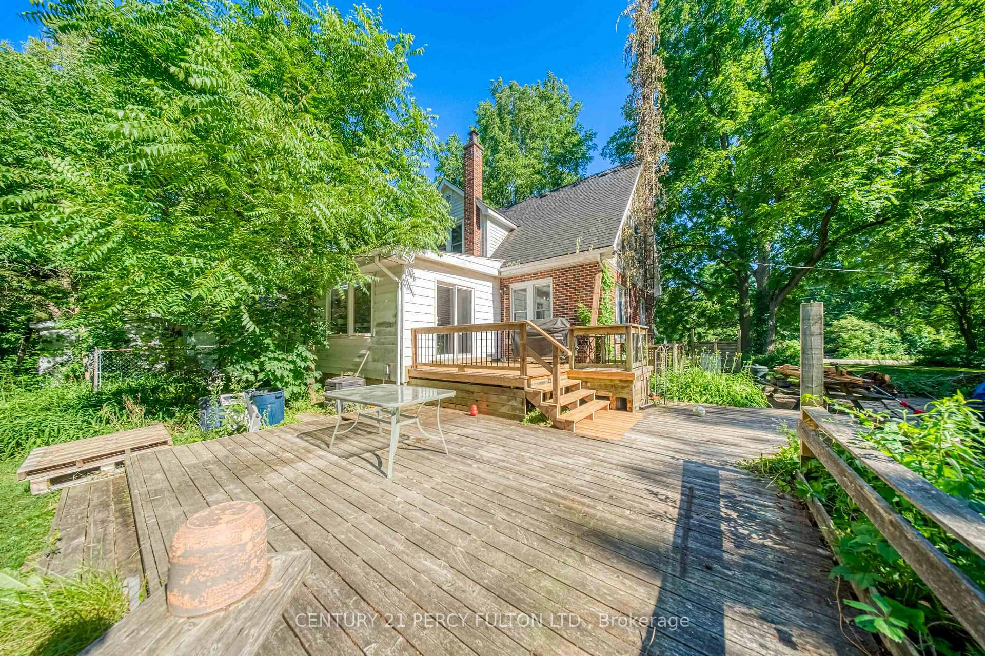 Photo 37 of 1853 Governors Road, Hamilton, Rural Ancaster — HOMEH