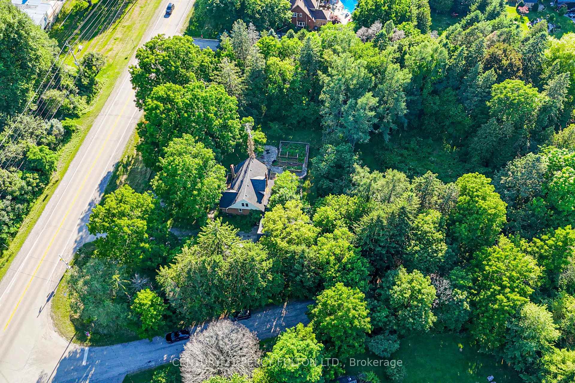 Photo 45 of 1853 Governors Road, Hamilton, Rural Ancaster — HOMEH