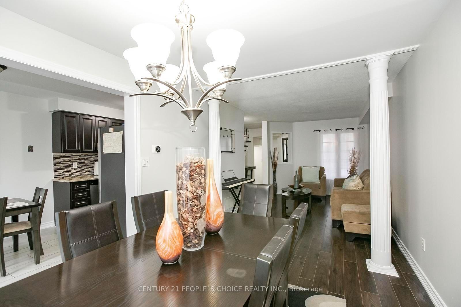 Photo 13 of 90 White Tail Crescent, Brampton, Fletcher's West — HOMEH