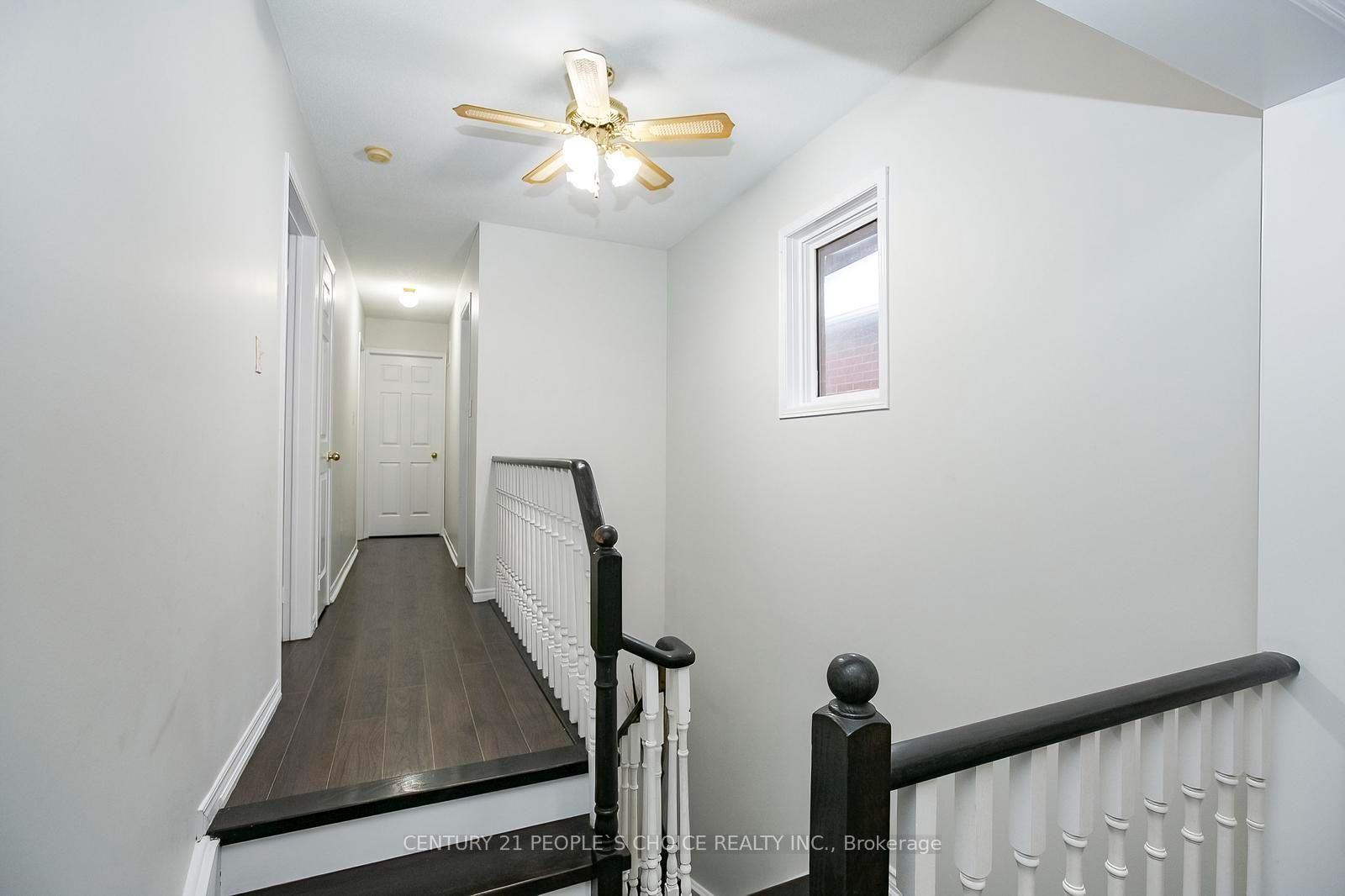 Photo 23 of 90 White Tail Crescent, Brampton, Fletcher's West — HOMEH
