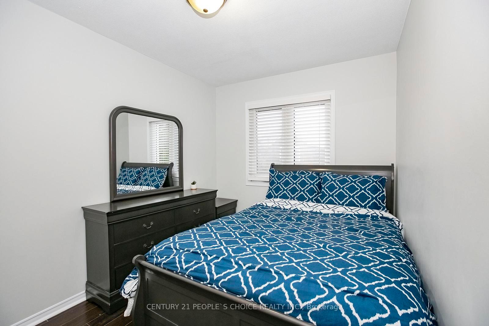 Photo 36 of 90 White Tail Crescent, Brampton, Fletcher's West — HOMEH