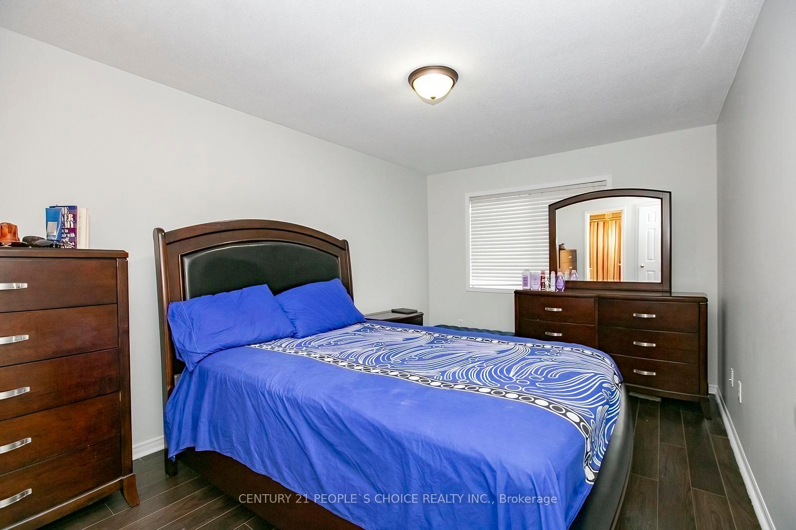 Photo 38 of 90 White Tail Crescent, Brampton, Fletcher's West — HOMEH