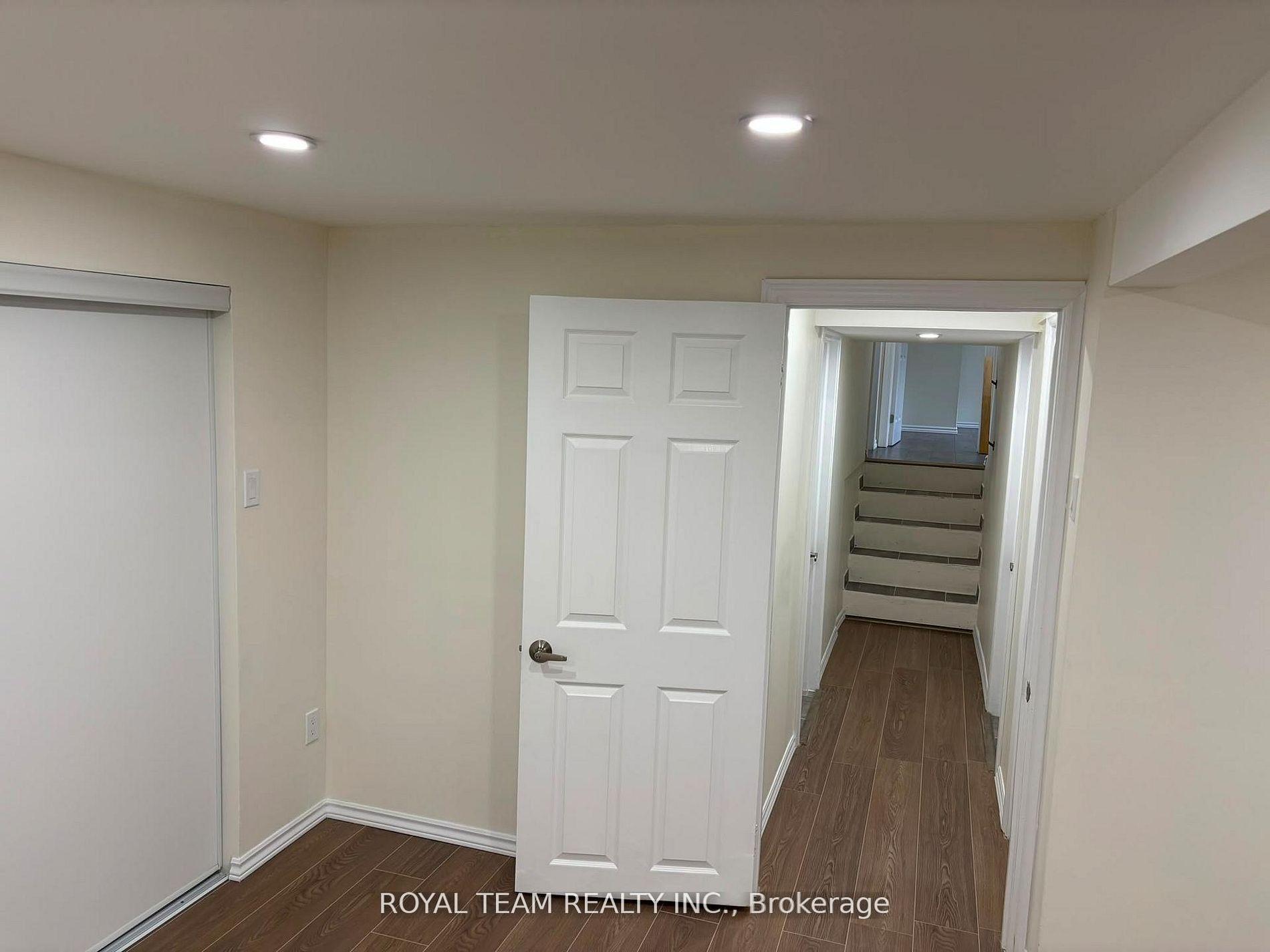 Photo 30 of 653 Steeplechase Drive, London, South N — HOMEH