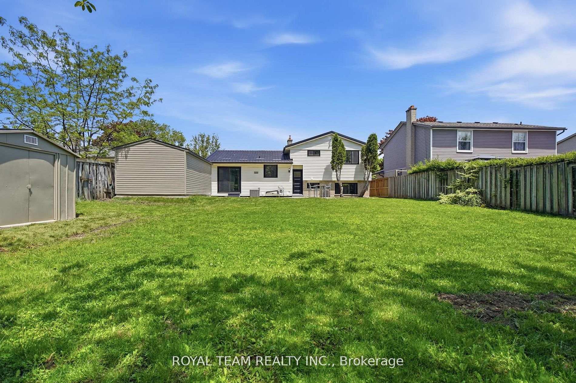 Photo 38 of 653 Steeplechase Drive, London, South N — HOMEH