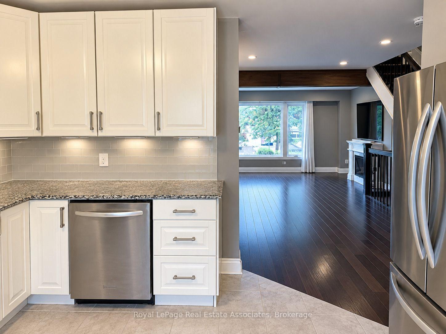 Photo 4 of Unit 125, 2440 Bromsgrove Road, Mississauga, Clarkson — HOMEH
