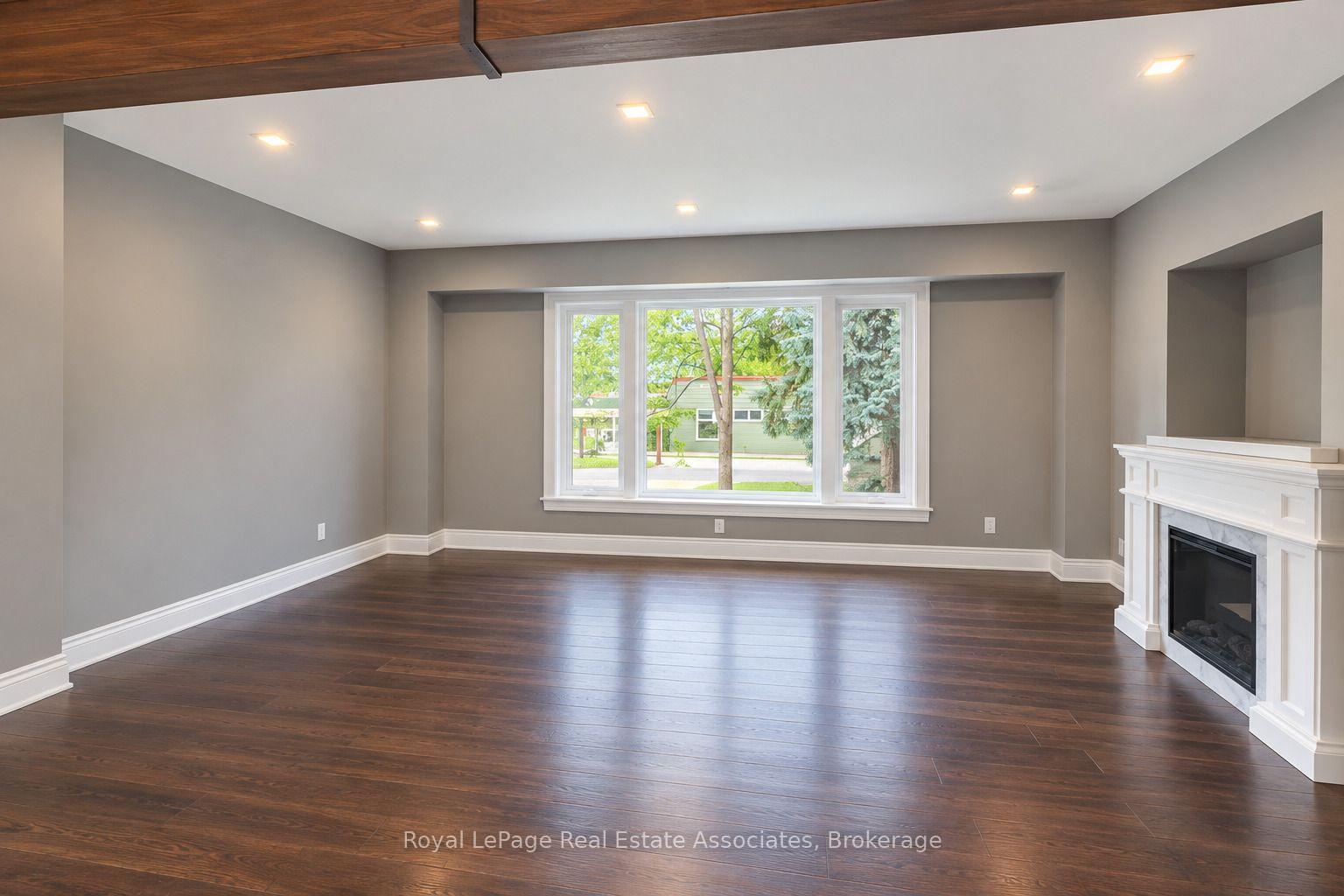 Photo 8 of Unit 125, 2440 Bromsgrove Road, Mississauga, Clarkson — HOMEH