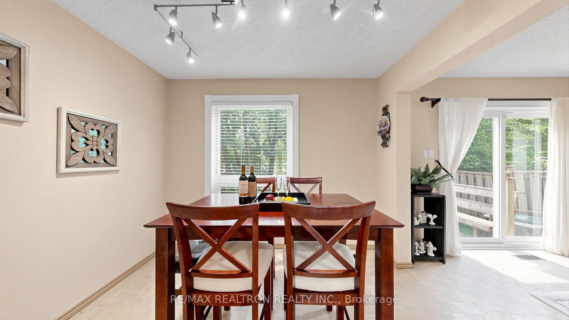 Photo 6 of 145 Campbell Avenue, Vaughan, Crestwood-Springfarm-Yorkhill — HOMEH