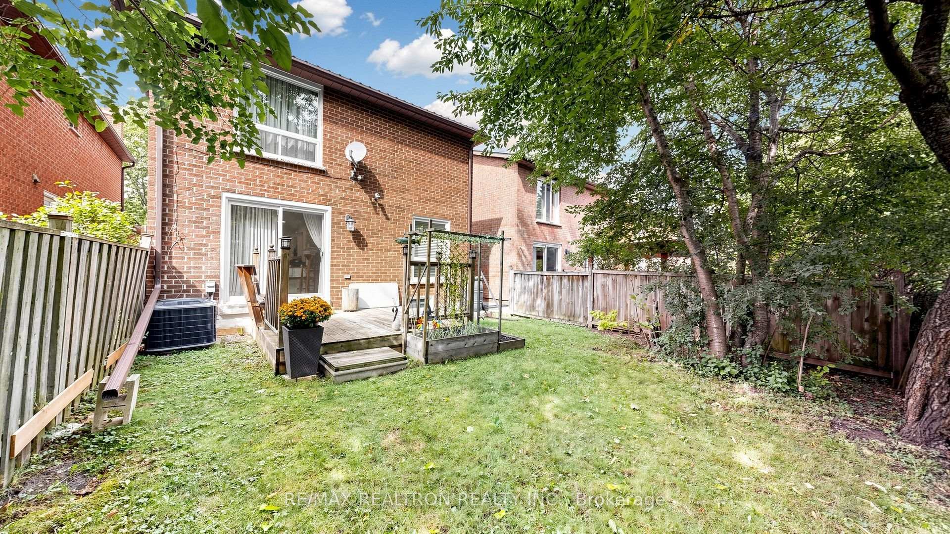 Photo 37 of 145 Campbell Avenue, Vaughan, Crestwood-Springfarm-Yorkhill — HOMEH