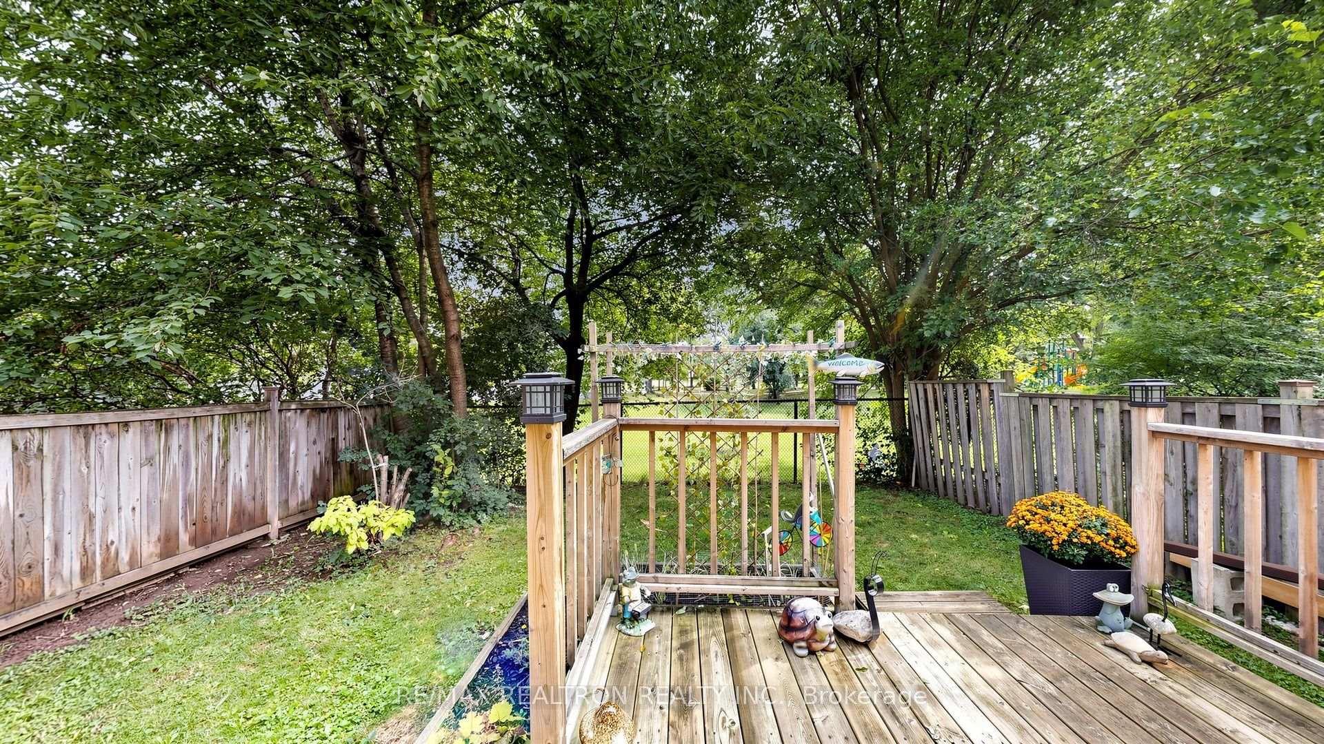 Photo 38 of 145 Campbell Avenue, Vaughan, Crestwood-Springfarm-Yorkhill — HOMEH