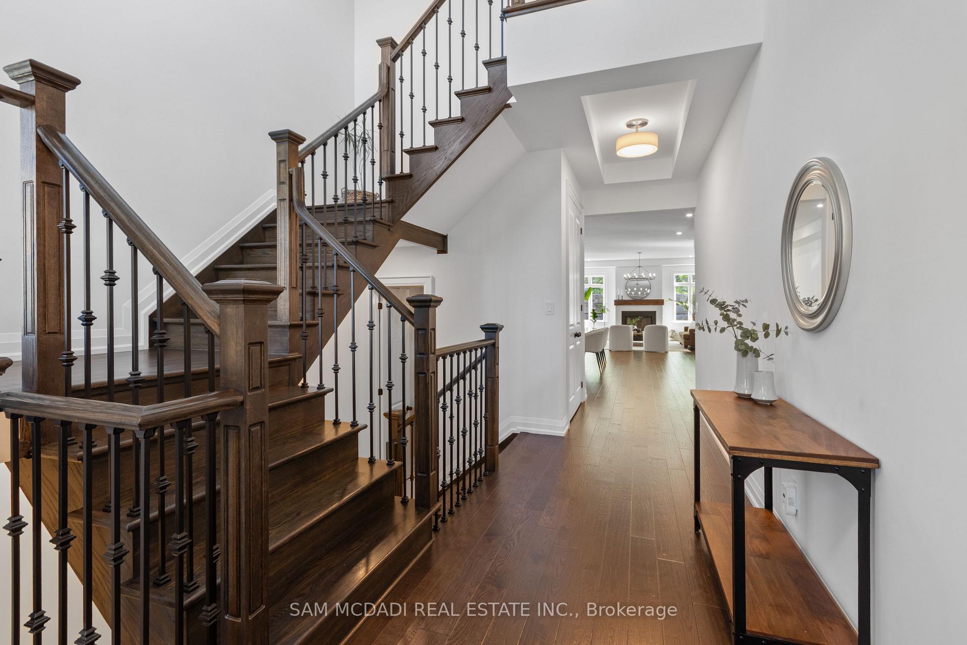 Photo 4 of 46 Foxtail Court, Halton Hills, Georgetown — HOMEH