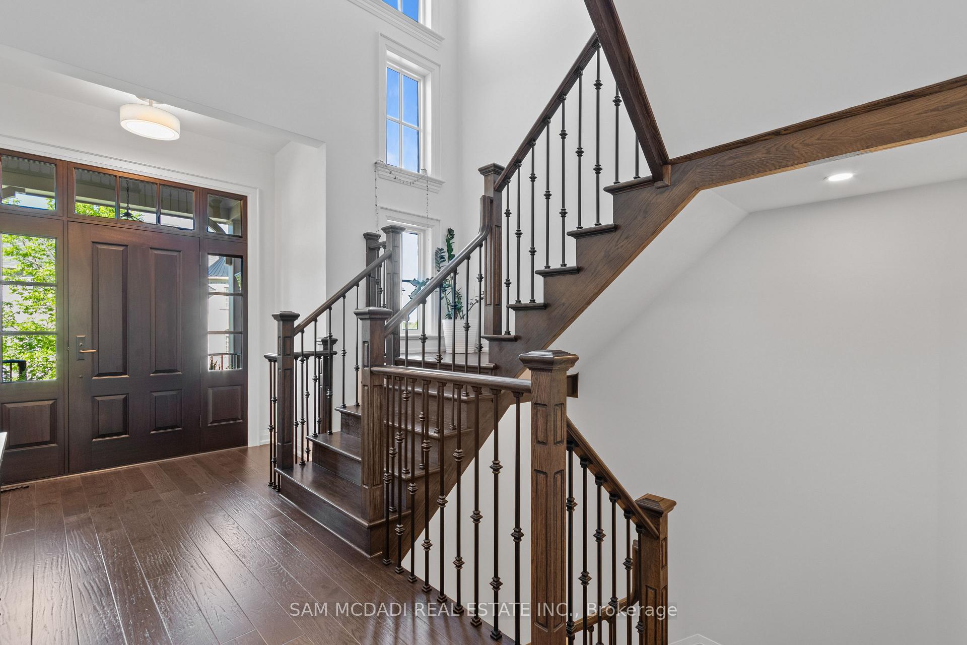 Photo 20 of 46 Foxtail Court, Halton Hills, Georgetown — HOMEH