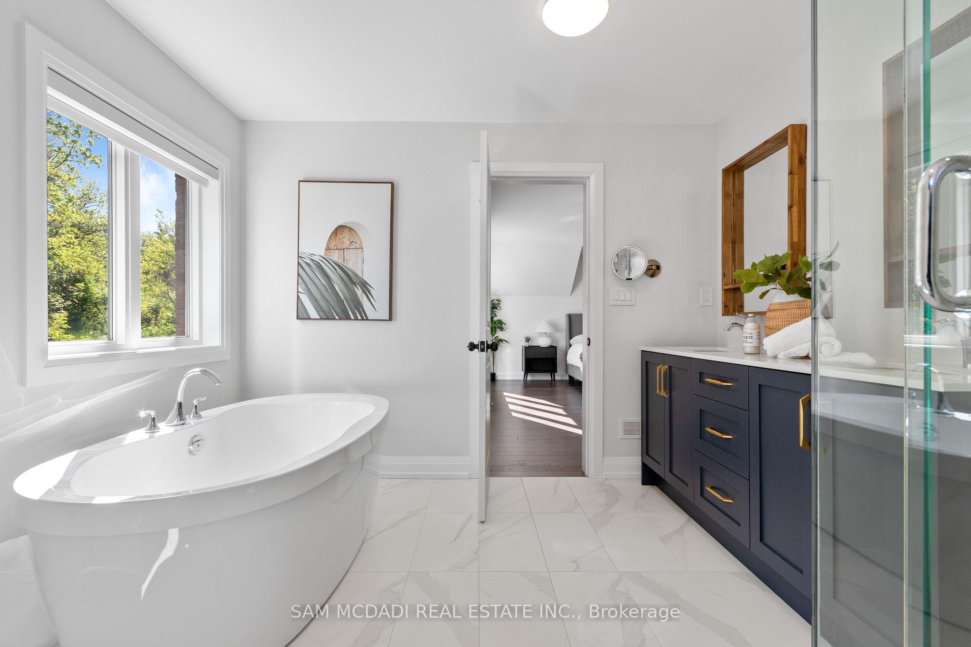 Photo 25 of 46 Foxtail Court, Halton Hills, Georgetown — HOMEH