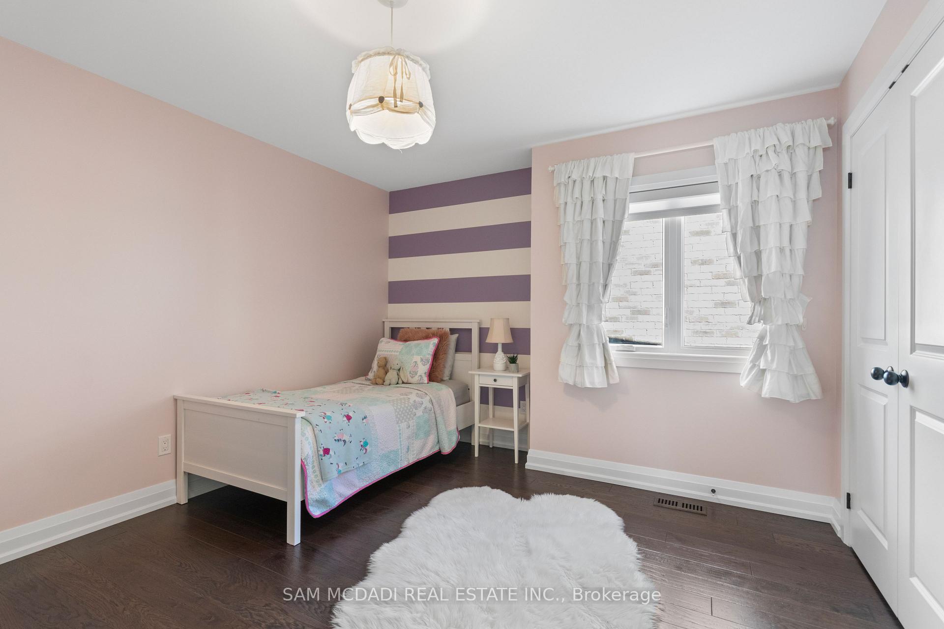 Photo 30 of 46 Foxtail Court, Halton Hills, Georgetown — HOMEH
