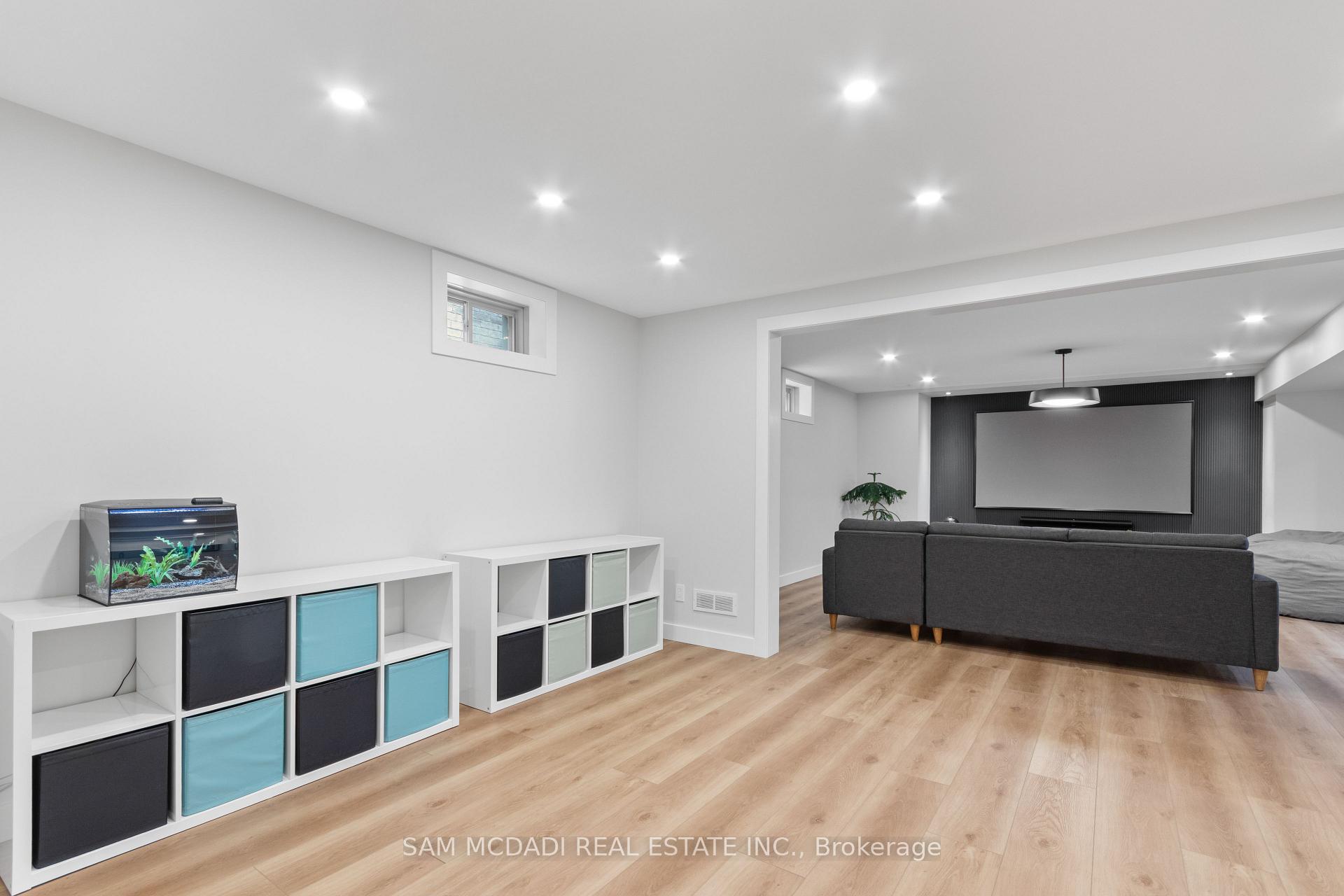 Photo 37 of 46 Foxtail Court, Halton Hills, Georgetown — HOMEH