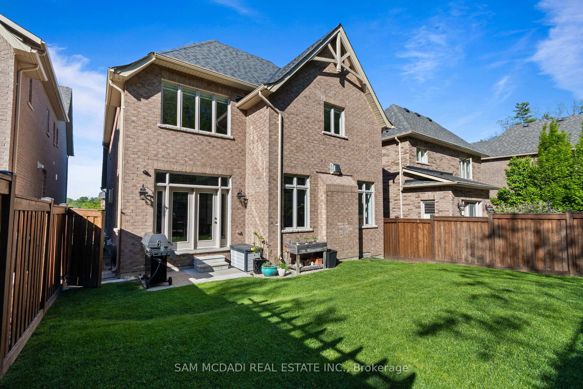 Photo 45 of 46 Foxtail Court, Halton Hills, Georgetown — HOMEH