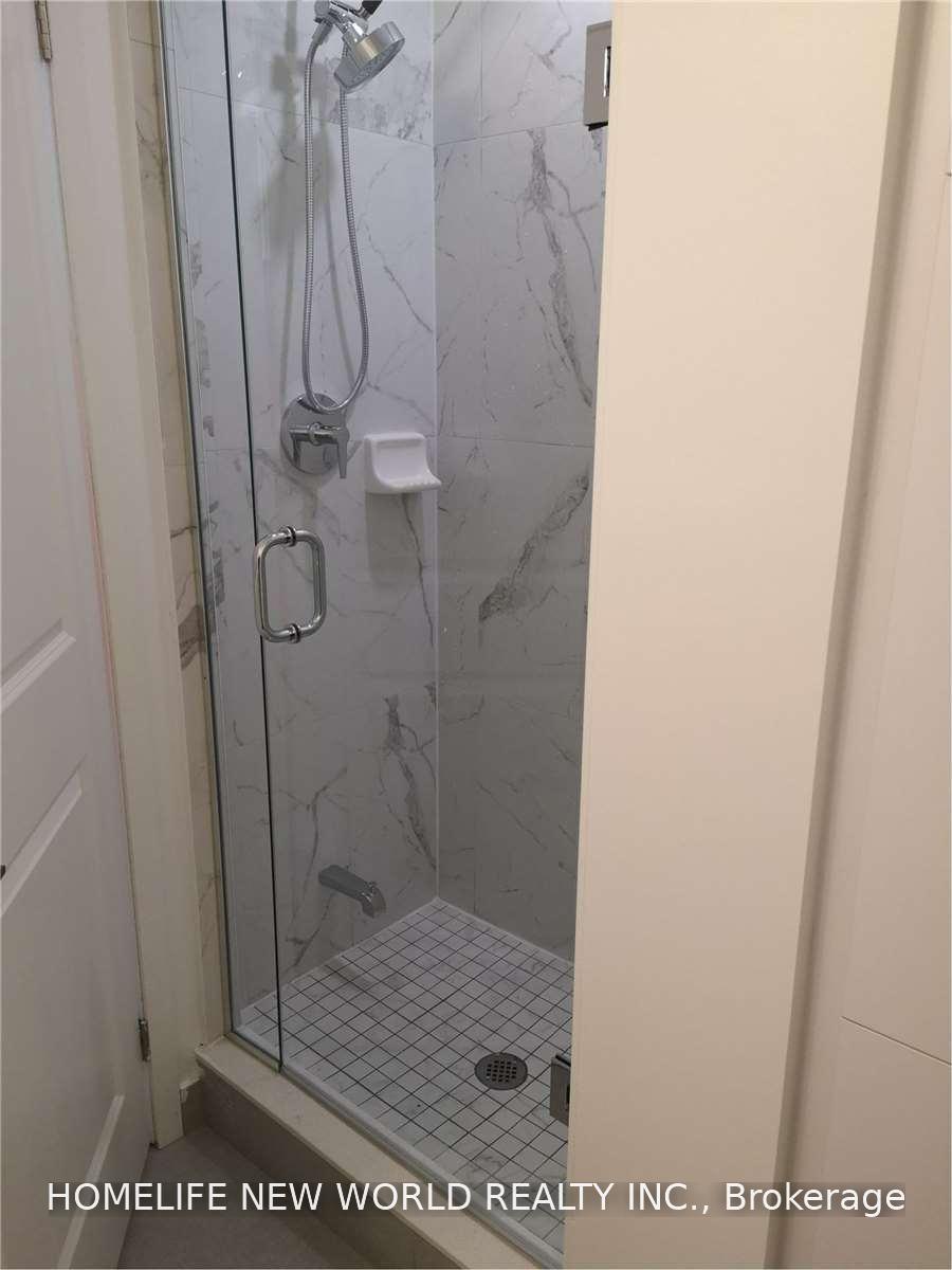 Photo 8 of Unit 1607, 75 Oneida Crescent, Richmond Hill, Langstaff — HOMEH